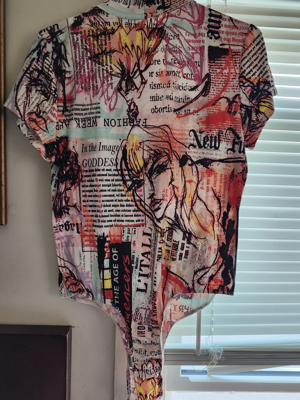 YMI Multicolor Graphic Short Sleeve Bodysuit - Picture 4 of 4
